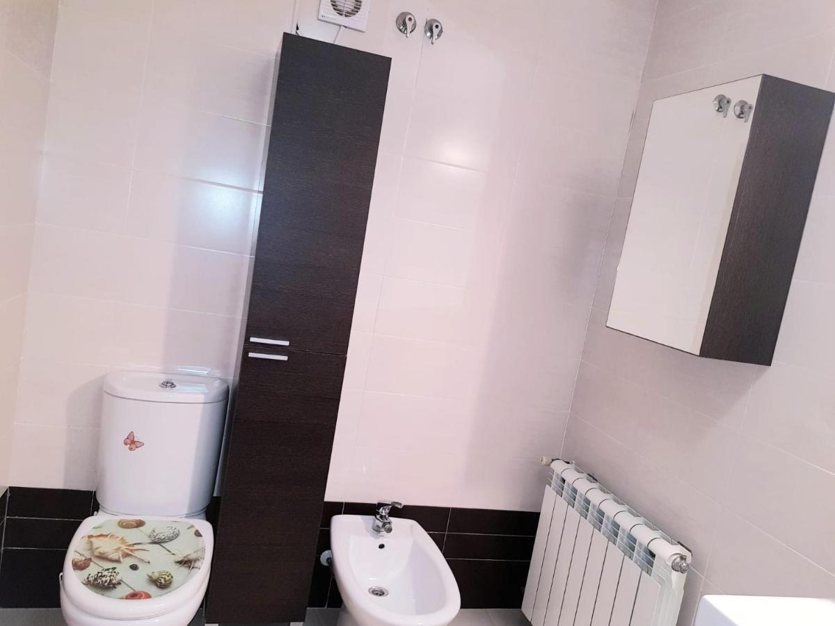 Piso Amplio De 3 Habitaciones, 2 Banos, Ascensor Y Parking Burriana Esterno foto